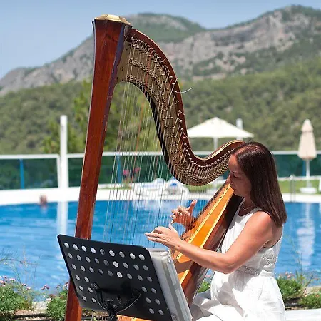 Garcia & 5* 올루데니스